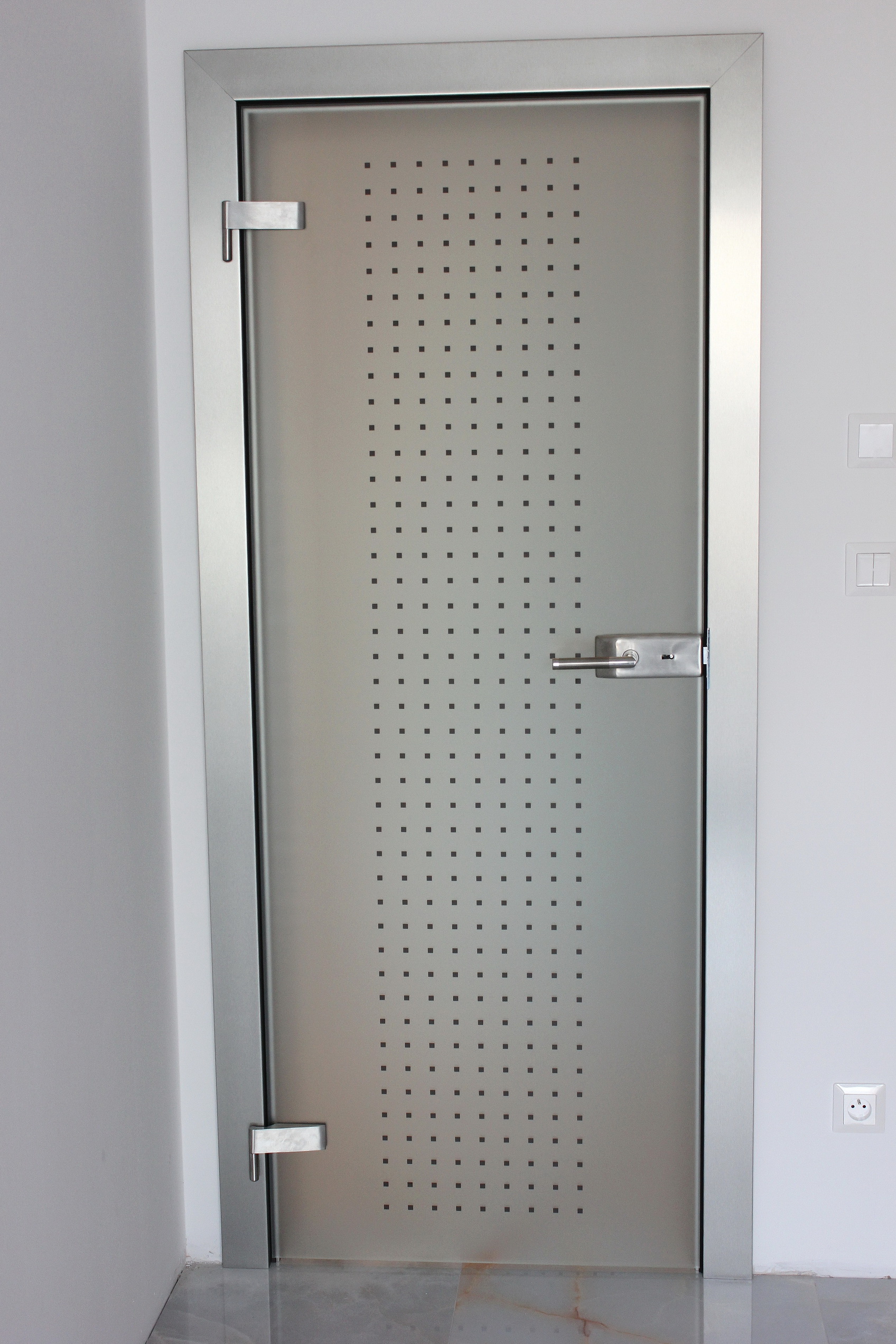 sklenené otočné dvere GG-104.1