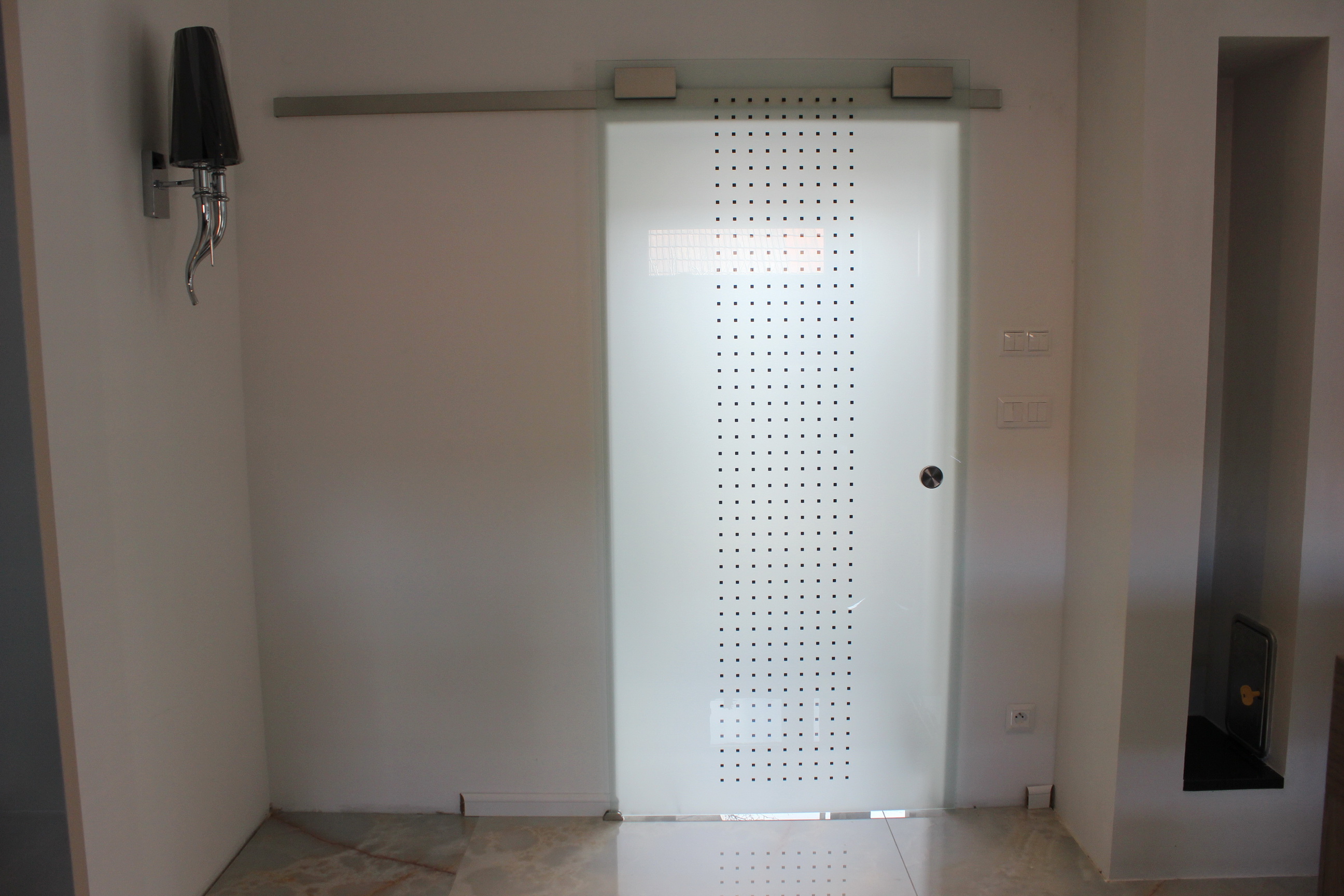 sklenené otočné dvere GG-104.6